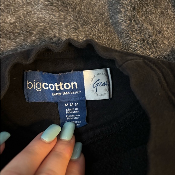 University of Colorado Black Sweatshirt - Picture 2 of 3